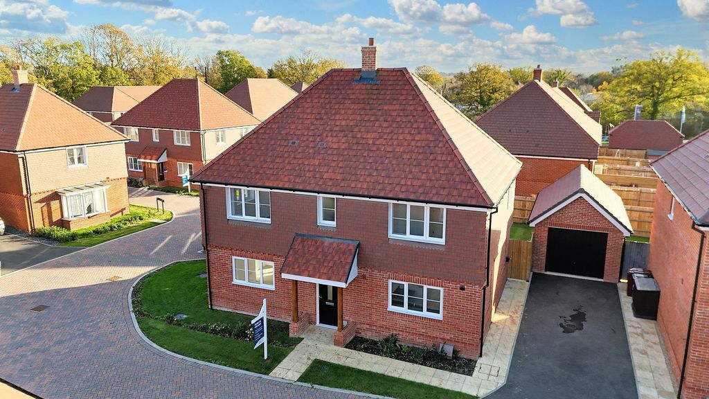 Property photo 1 of 21