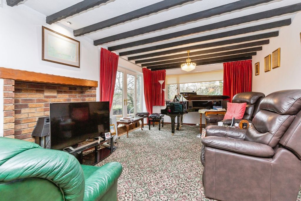 Property photo 3 of 25 Pbox-Img.Jpg