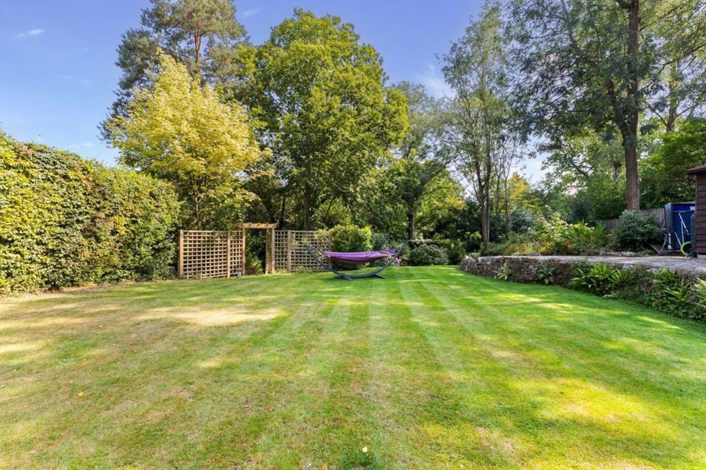 Additional image 15 of 6 bed semi-detached house to rentBrittains Lane TN13