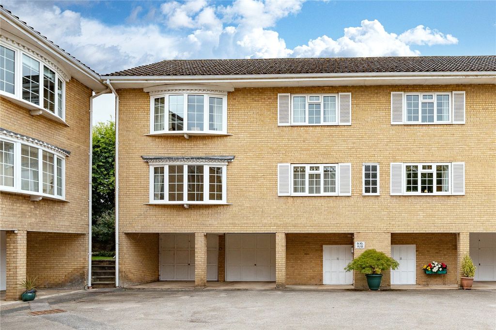Property photo 1 of 10 Picture No. 12