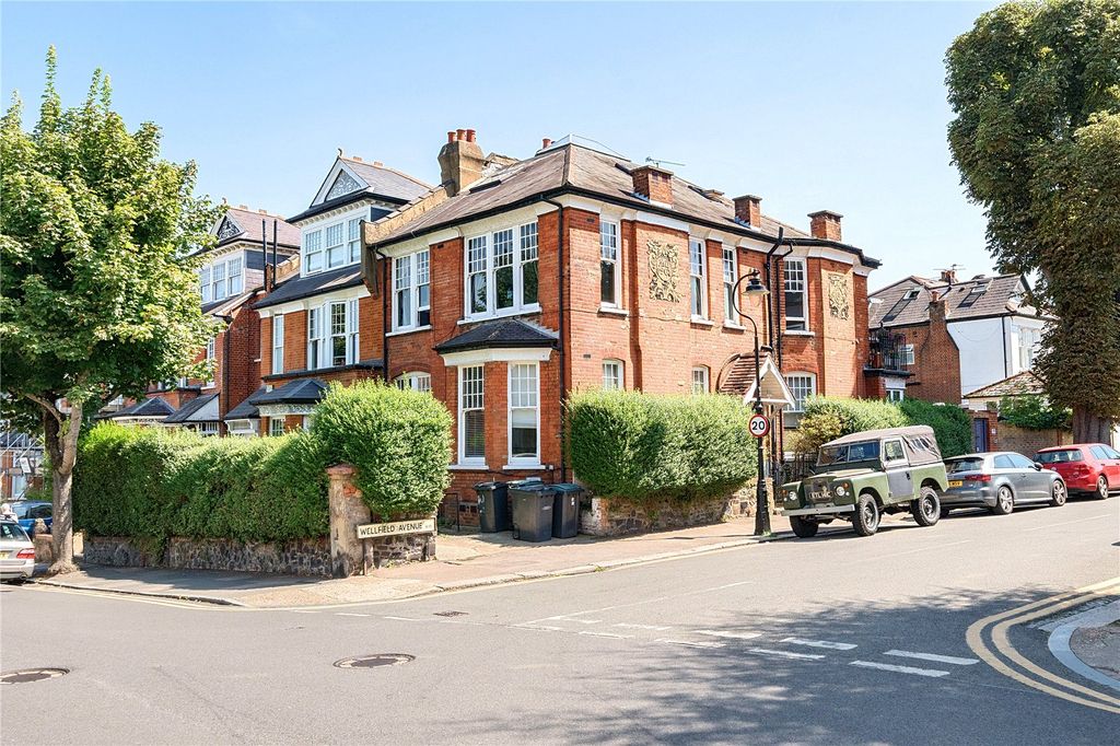 Property photo 1 of 13 Picture No. 02