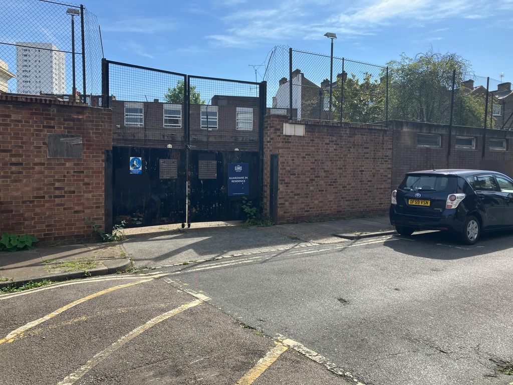 Property photo 1 of 4 Img_1097.Jpg