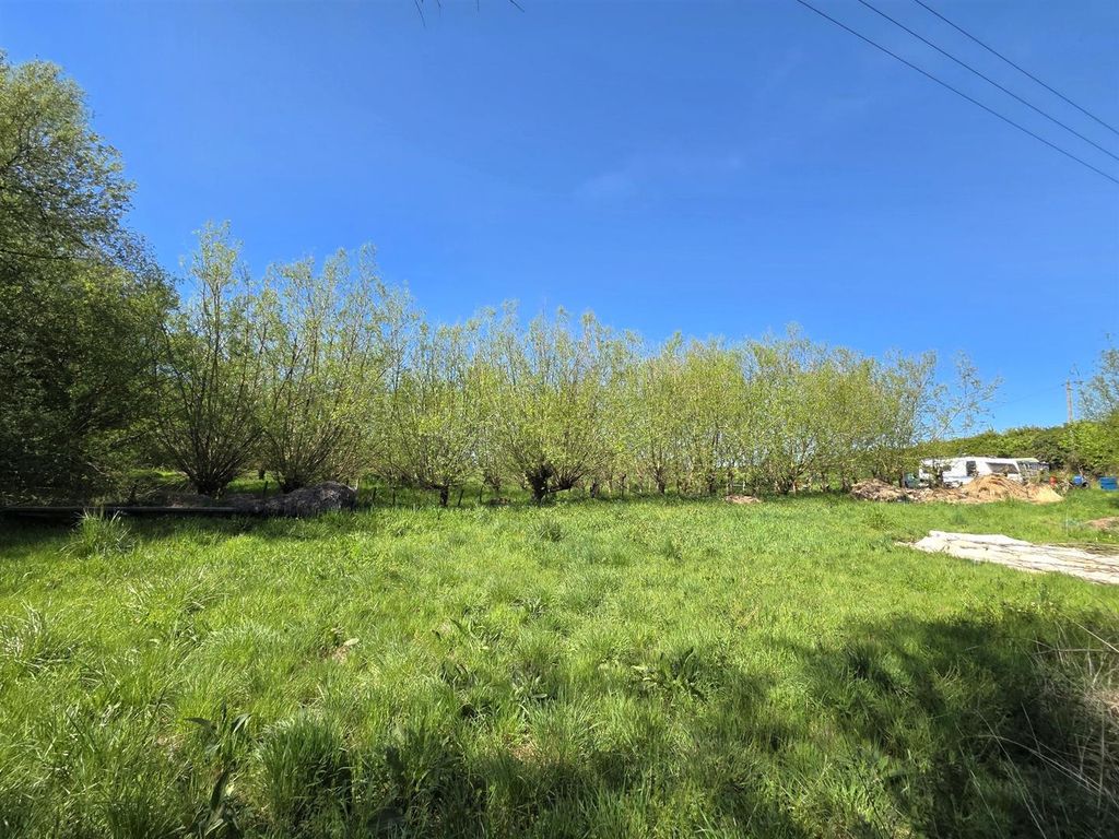 Property photo 1 of 11 Lotimage2689552.Jpg