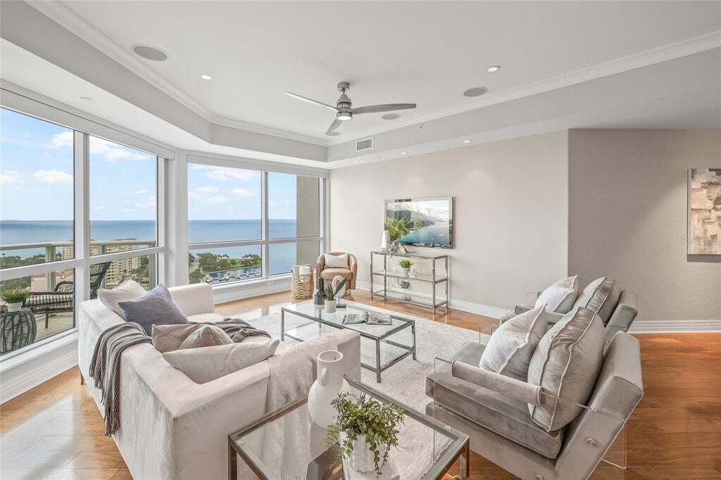 Property photo 2 of 19 <Alttext/>