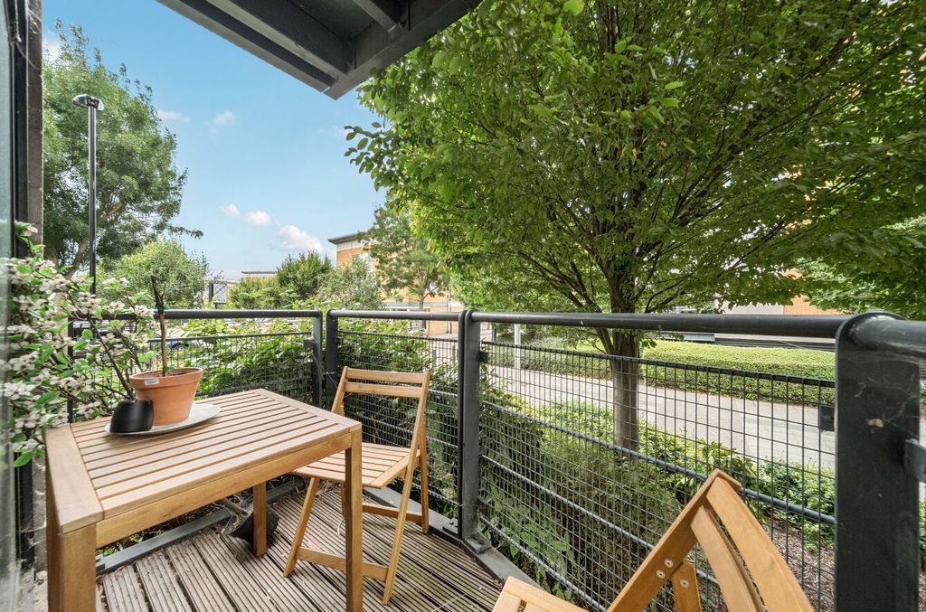 Property photo 3 of 12 1340192-22-68A5A1...