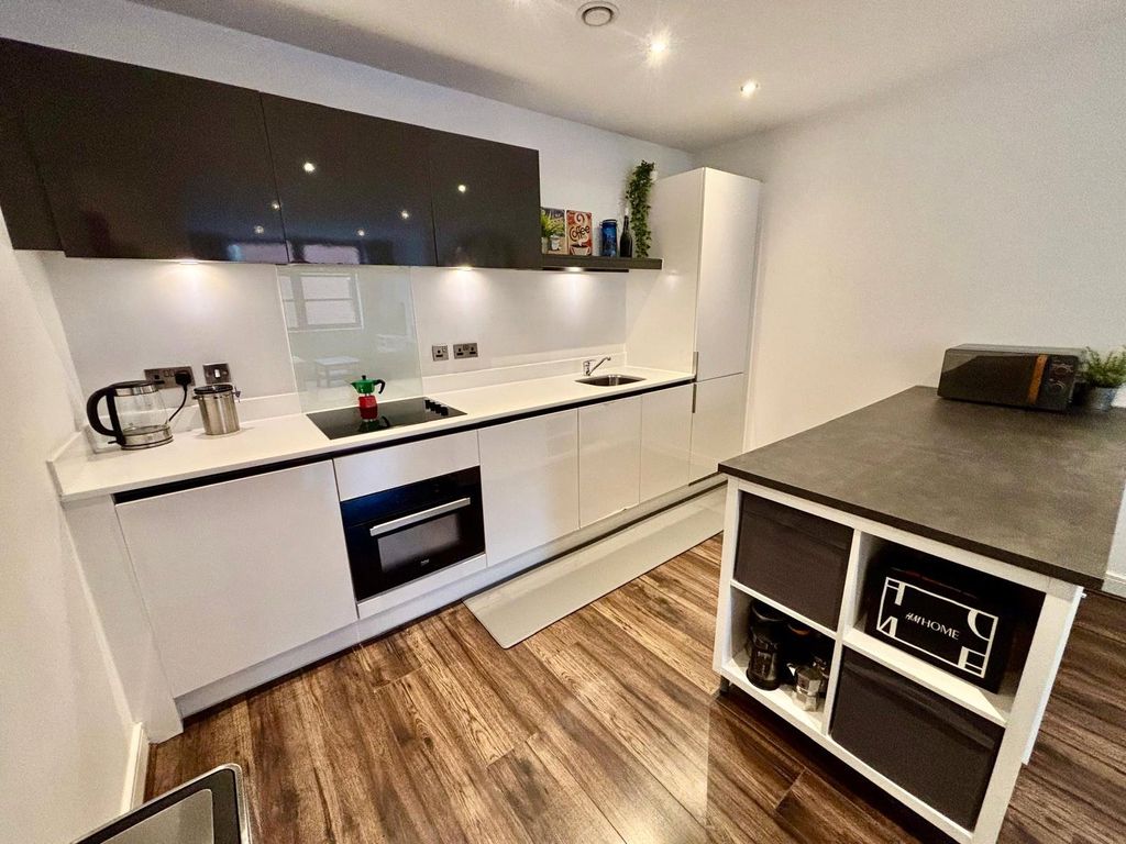 Property photo 2 of 9 Picture No. 01