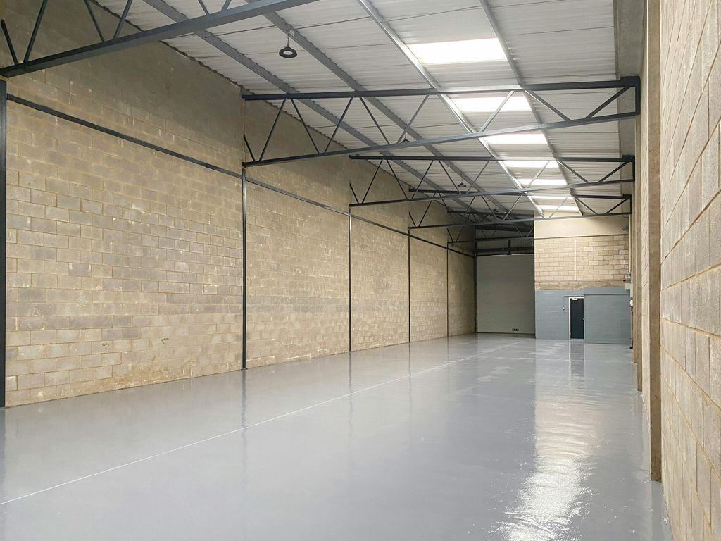 Property photo 2 of 7 6 Field End Long Crendon Refurbished August 2022 1.Jpg