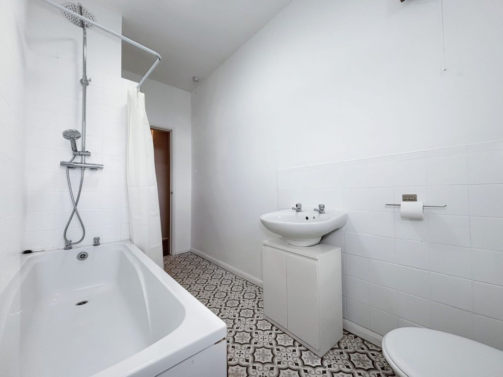 Property photo 3 of 3