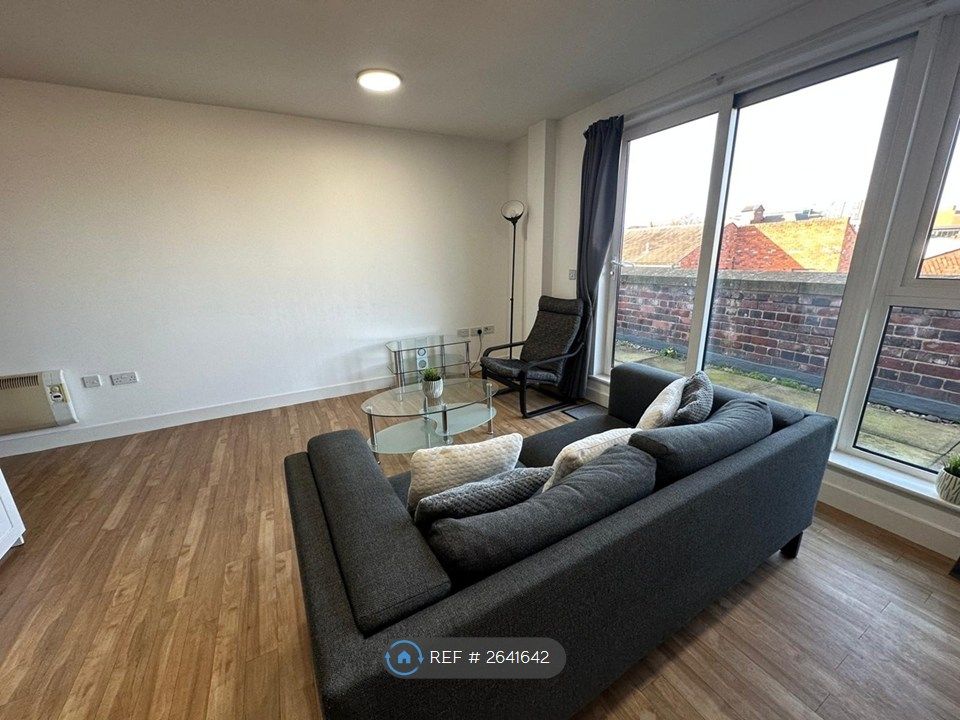 Property photo 2 of 18