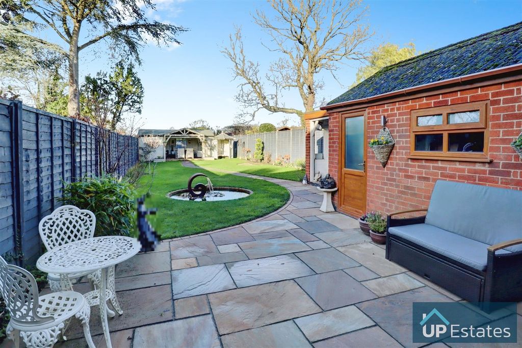 Property photo 3 of 27 Rear Garden