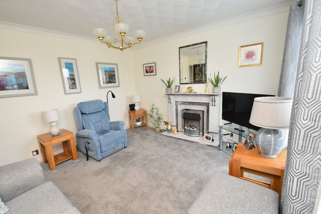 Property photo 3 of 16 5299583