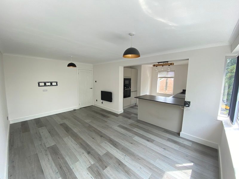 Property photo 3 of 7 Dining Room