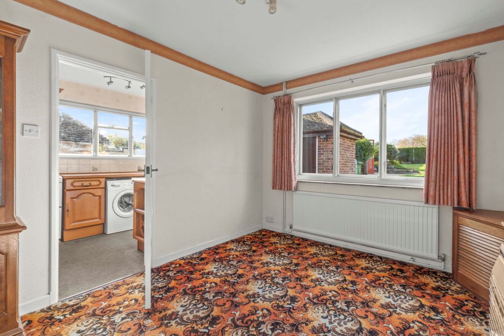 Property photo 3 of 13