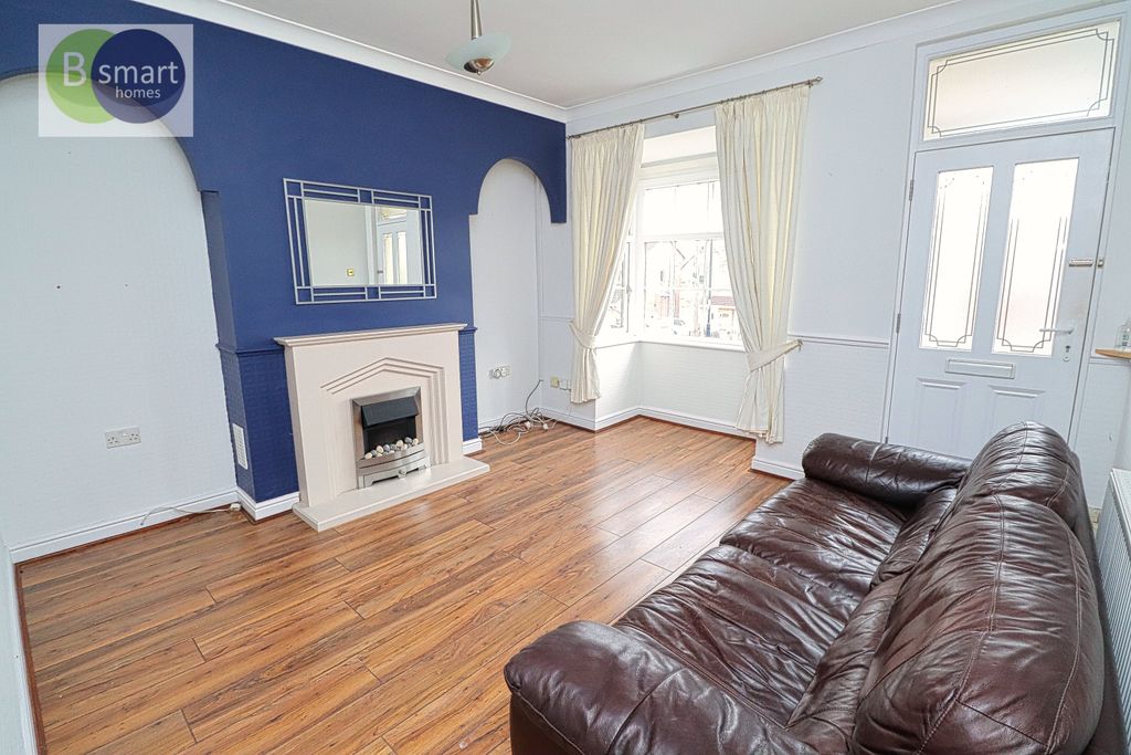 Property photo 3 of 11 Img_1164