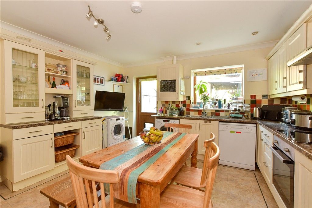 Property photo 1 of 14 Kitchen/ Dining Room