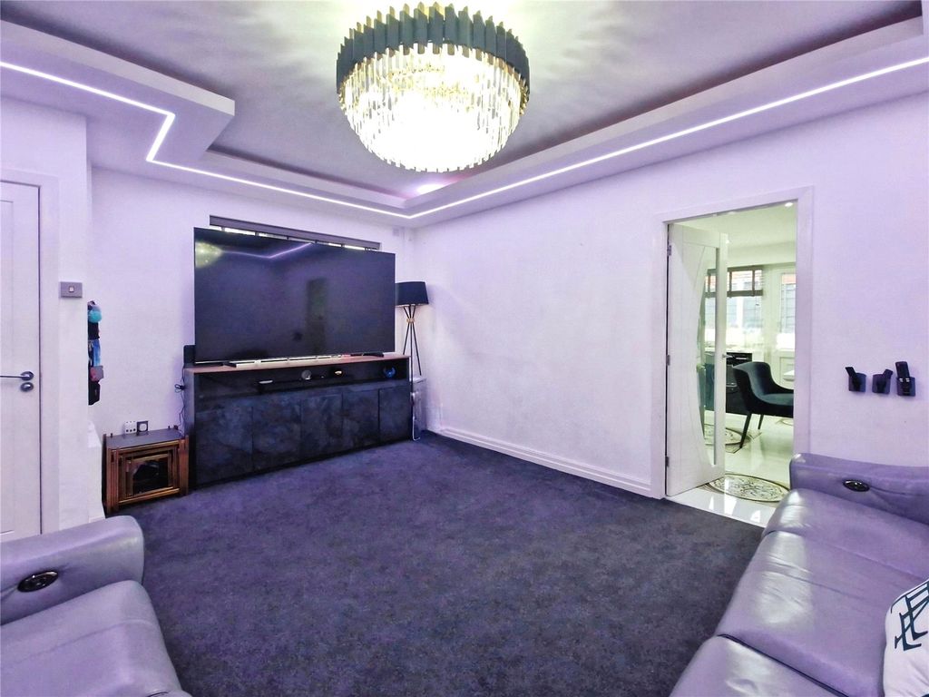 Property photo 3 of 20 Picture No. 22