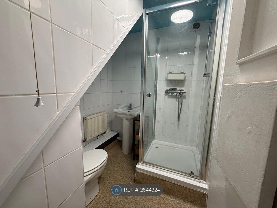 Property photo 3 of 26