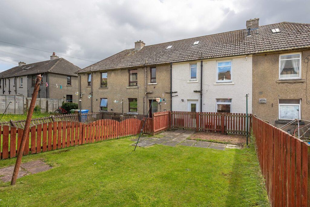 Property photo 1 of 24