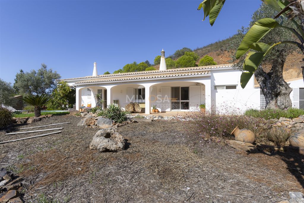 Property photo 3 of 59