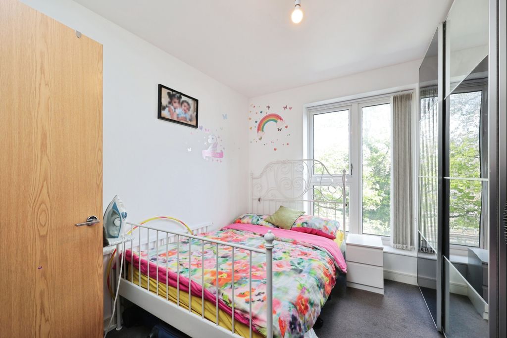 Additional image 12 of 2 bed flat for saleRidding Lane, Greenford UB6