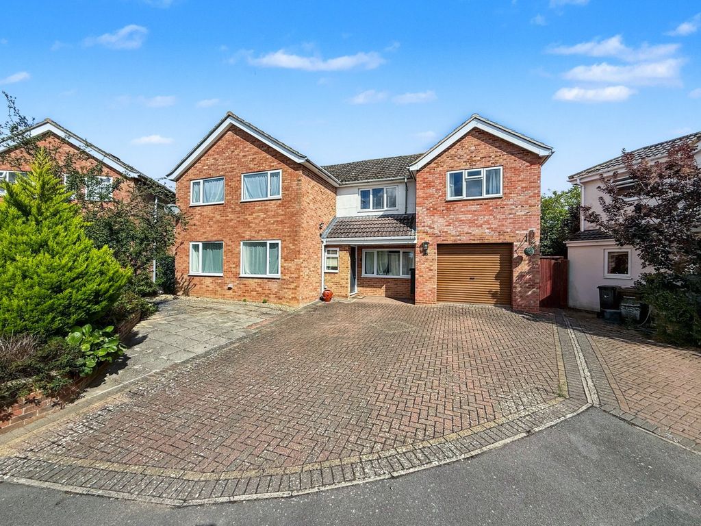 Property photo 1 of 13