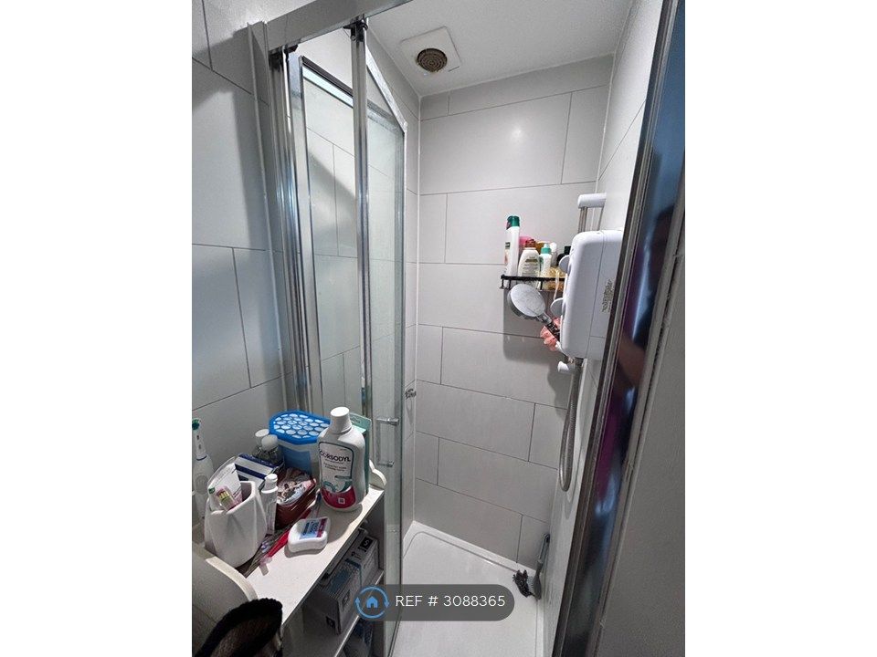 Property photo 2 of 3