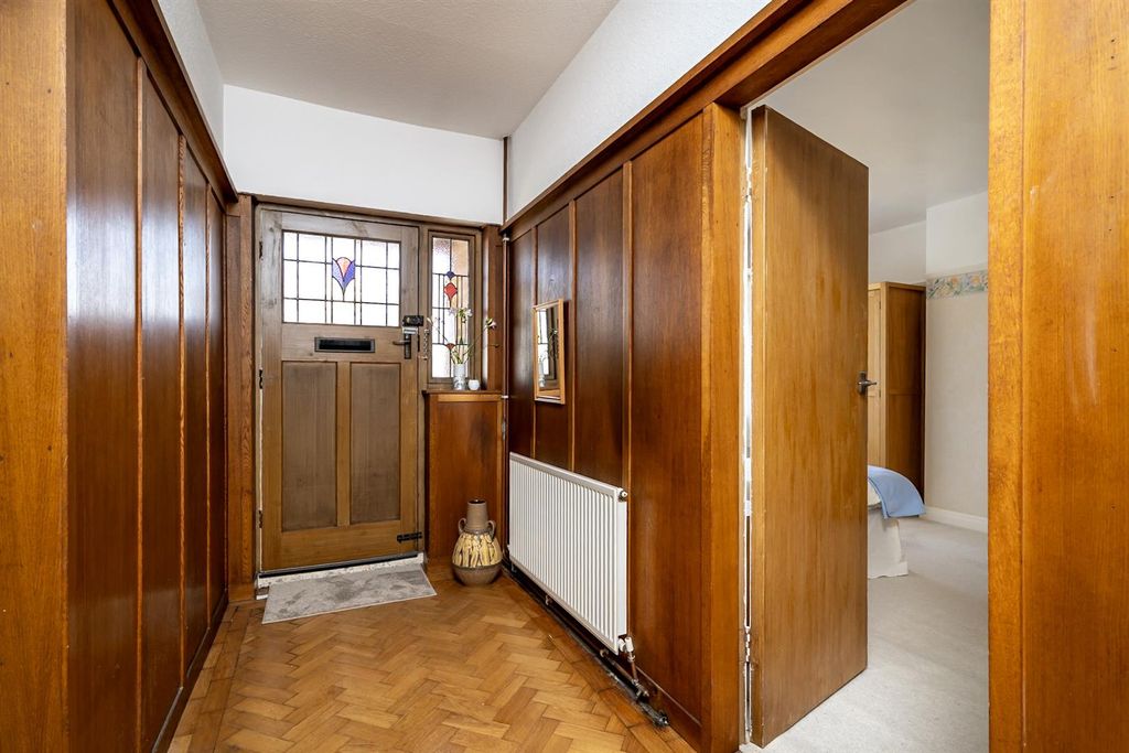 Property photo 3 of 17 Hallway