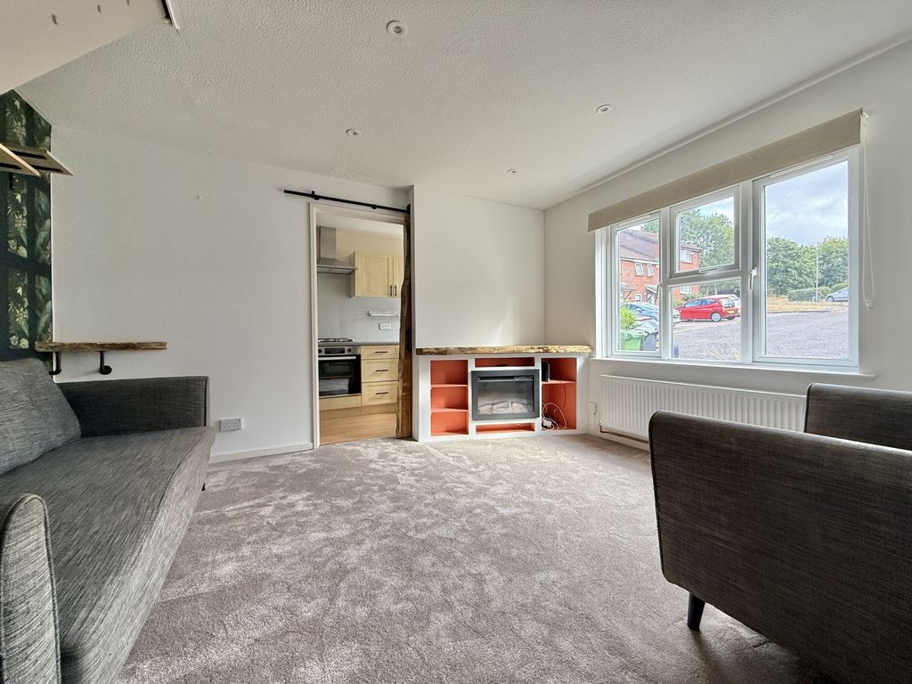 Property photo 2 of 12 Photo 4