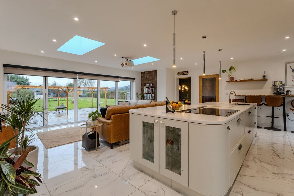 Property photo 2 of 35 Kitchen Living Room