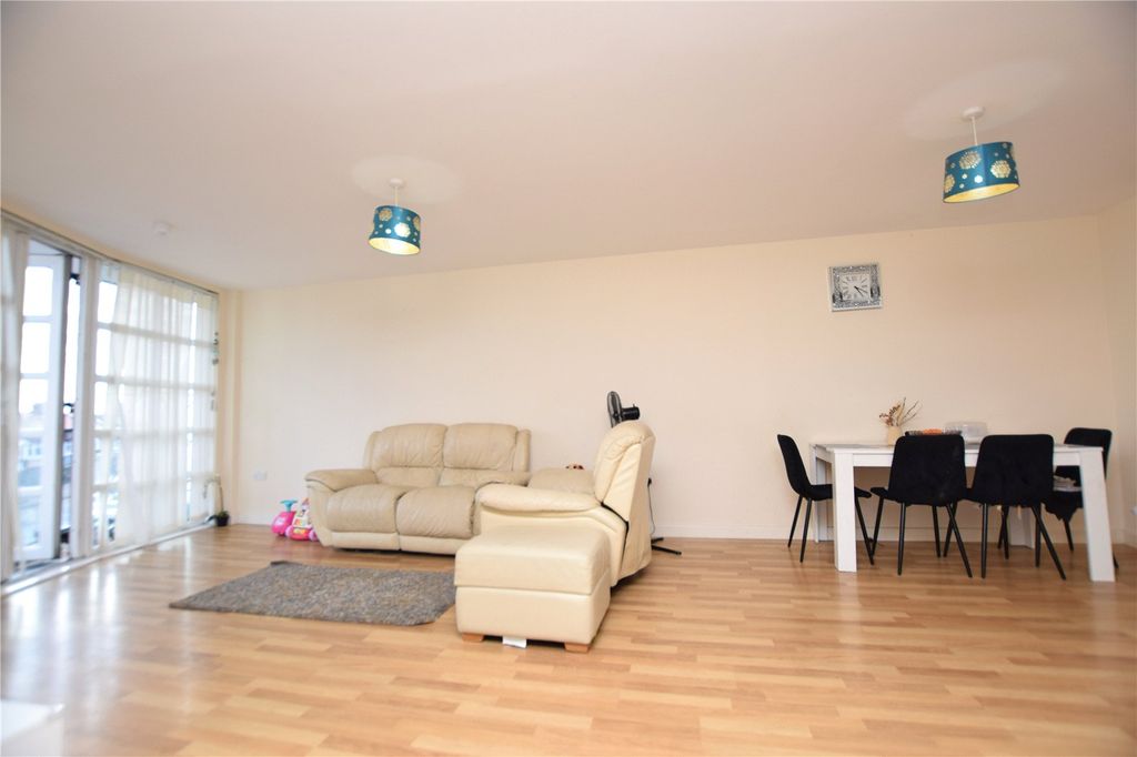 Property photo 2 of 7 Picture No. 02
