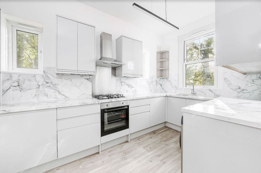Property photo 2 of 13 Kitchen