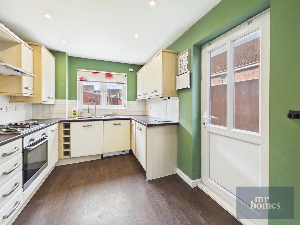 Property photo 2 of 24