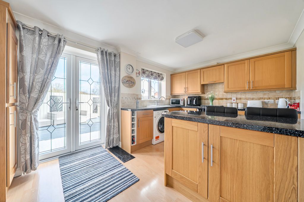 Property photo 2 of 29 1425560-16-69B16625Ecac3