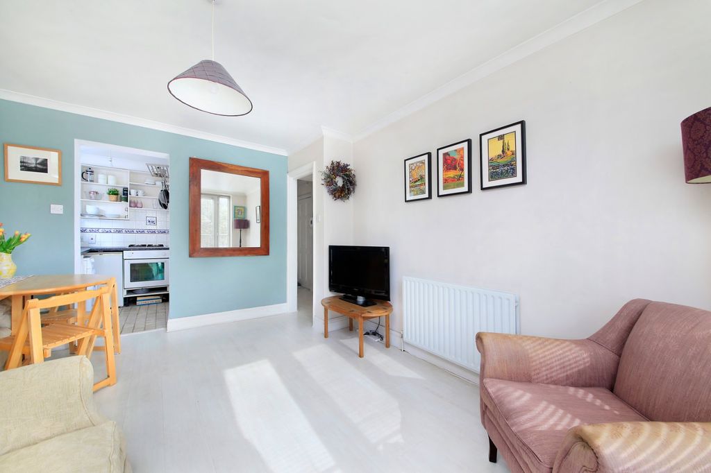 Property photo 2 of 9