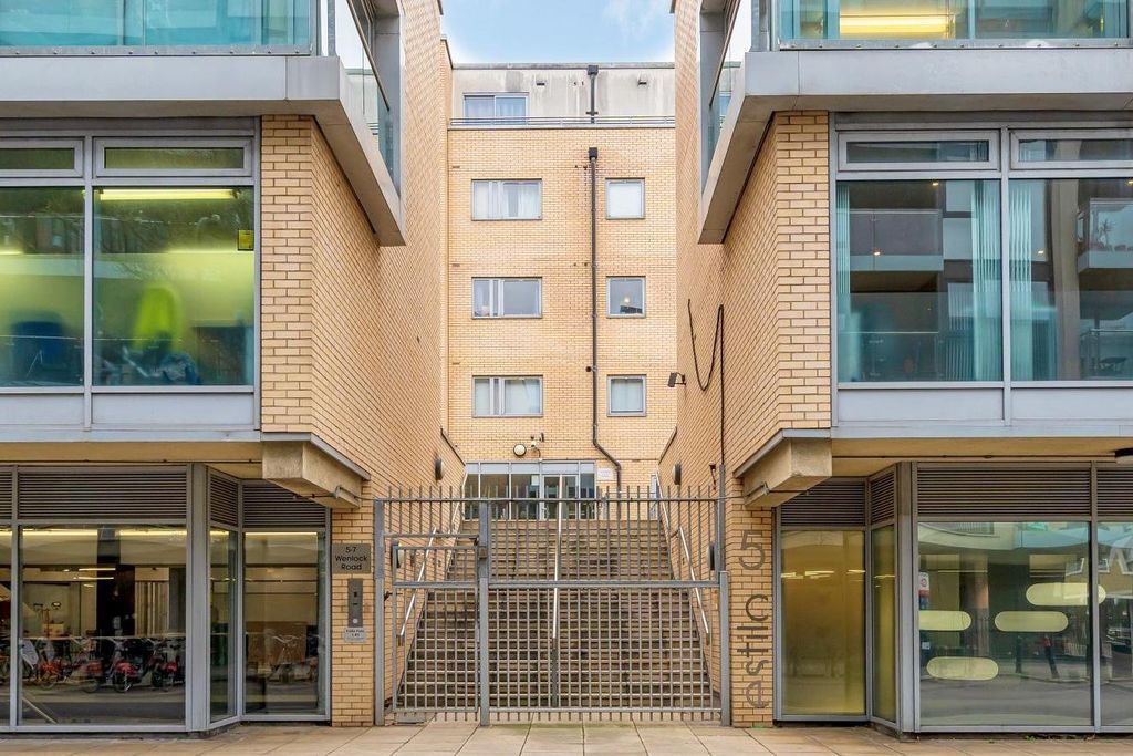 Property photo 3 of 13 Picture No. 13