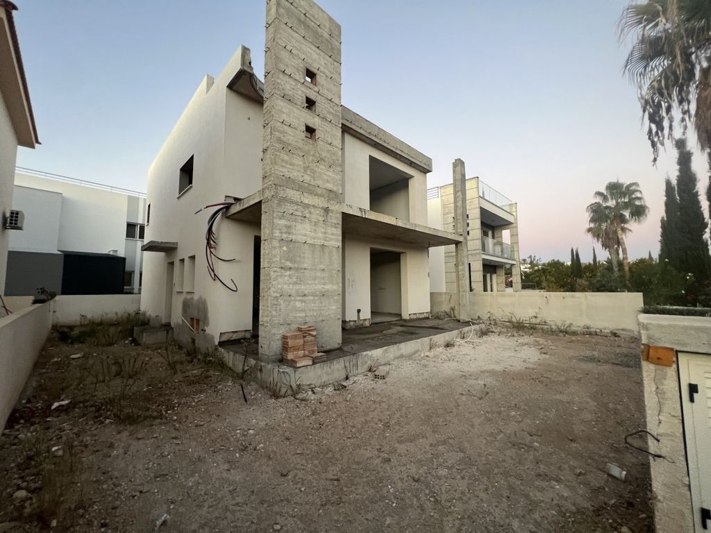 Property photo 2 of 5