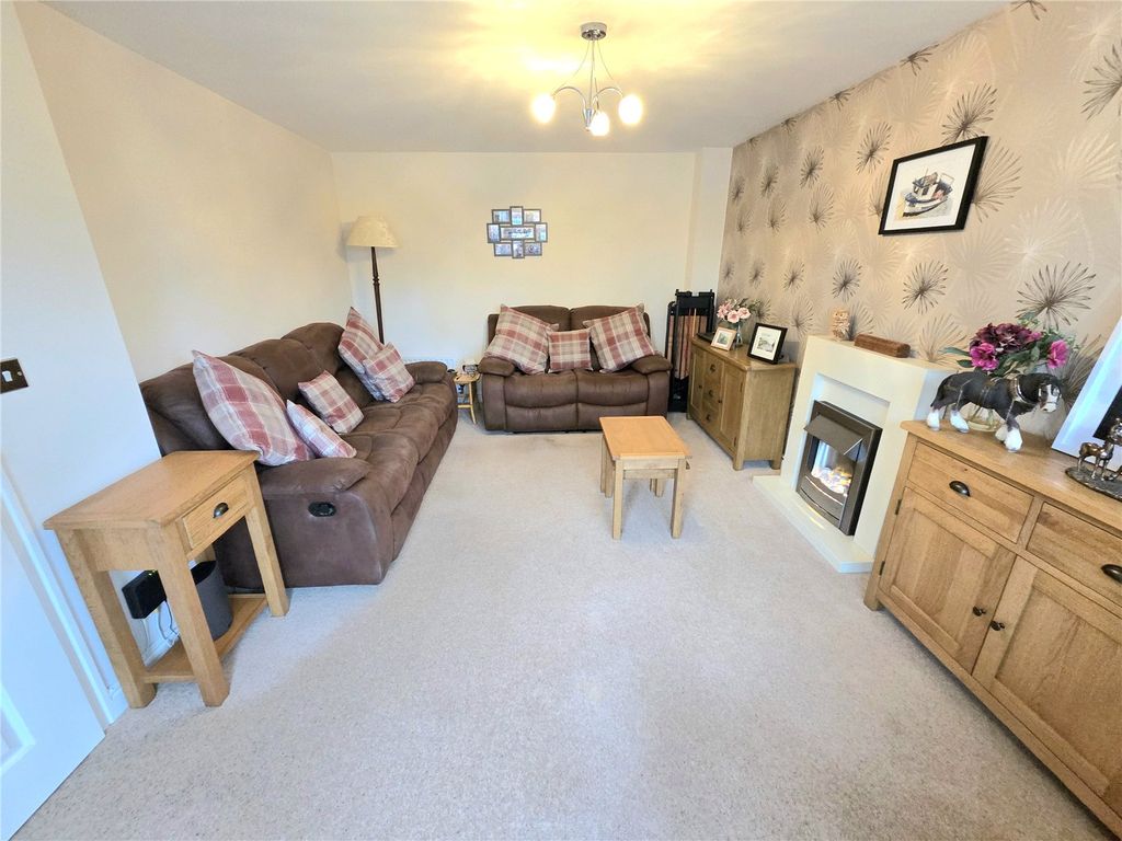 Property photo 3 of 17 Picture No. 14