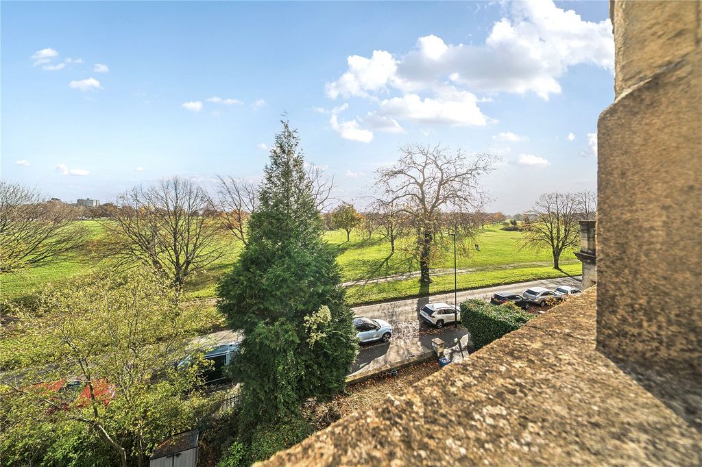 Property photo 3 of 20 Picture No. 07