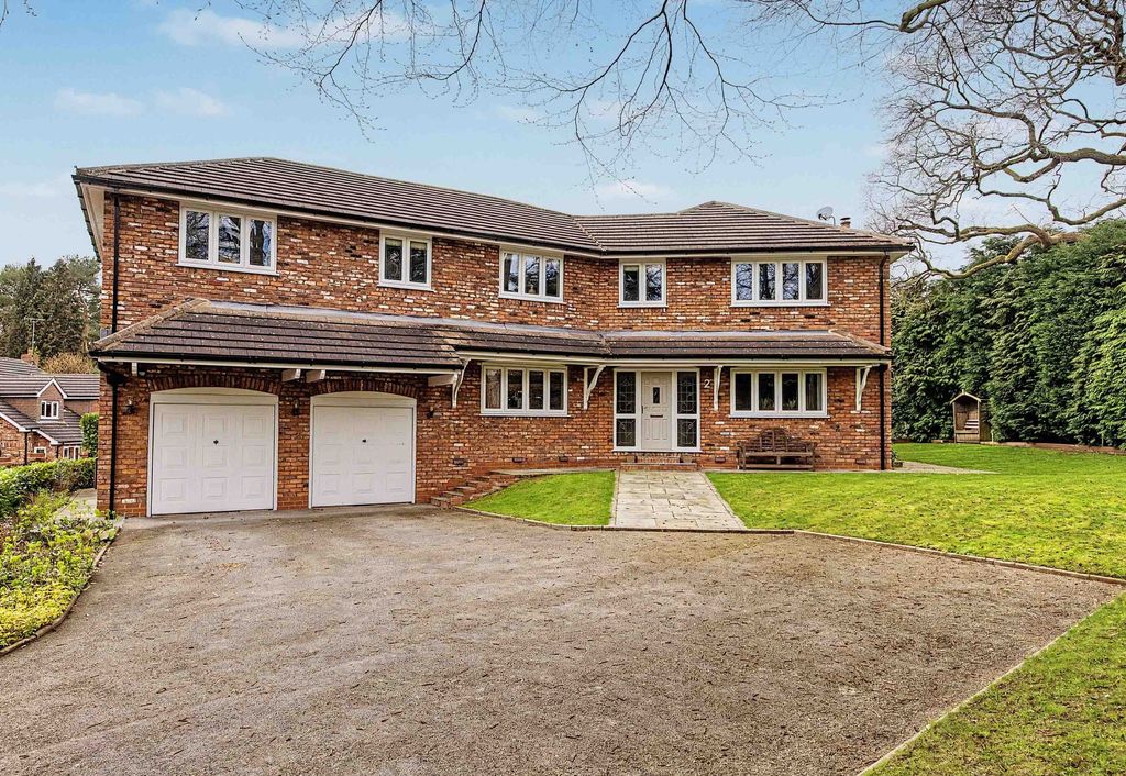 Property photo 1 of 28