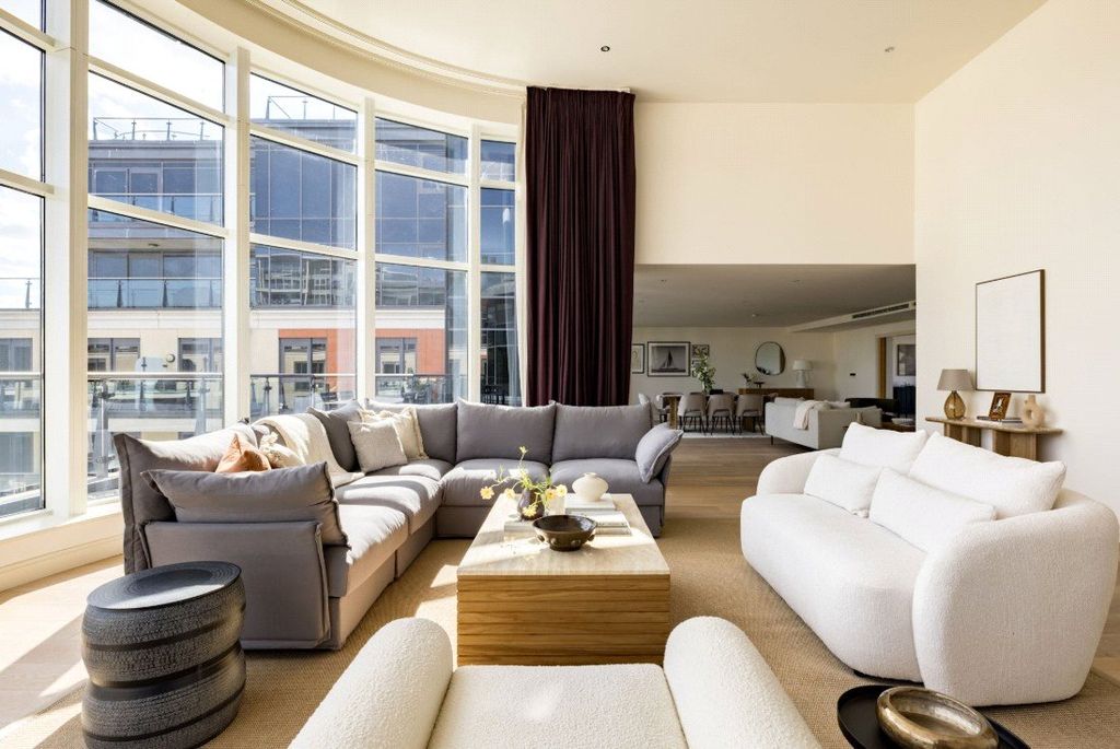 Property photo 2 of 20 Picture No. 03