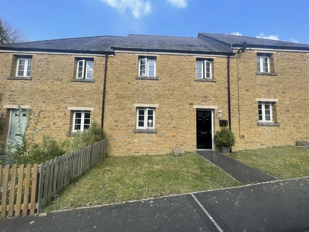 Property photo 1 of 10