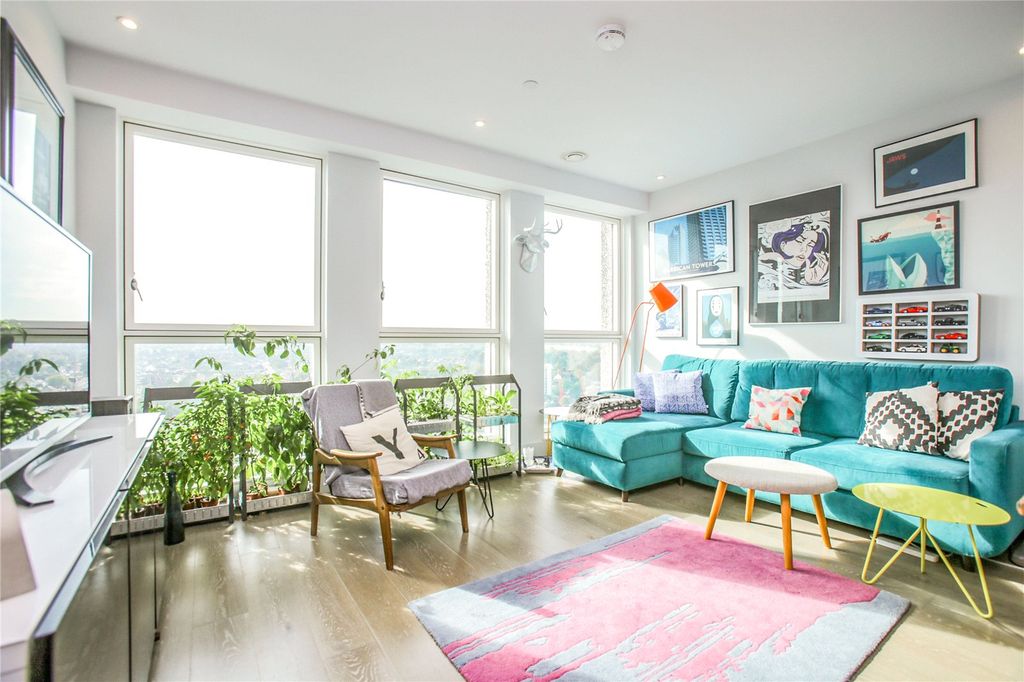 Property photo 3 of 14 Picture No. 02