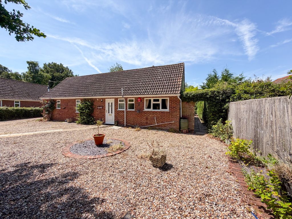 Property photo 2 of 33 Img_1117