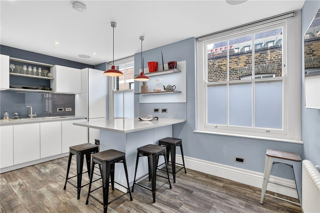 Property photo 3 of 13 Kitchen/Diner