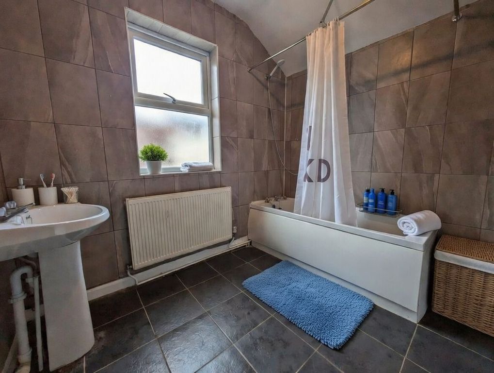 Property photo 2 of 7 Photo 15