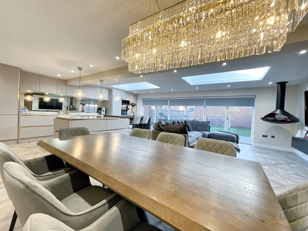 Property photo 1 of 35 4705222