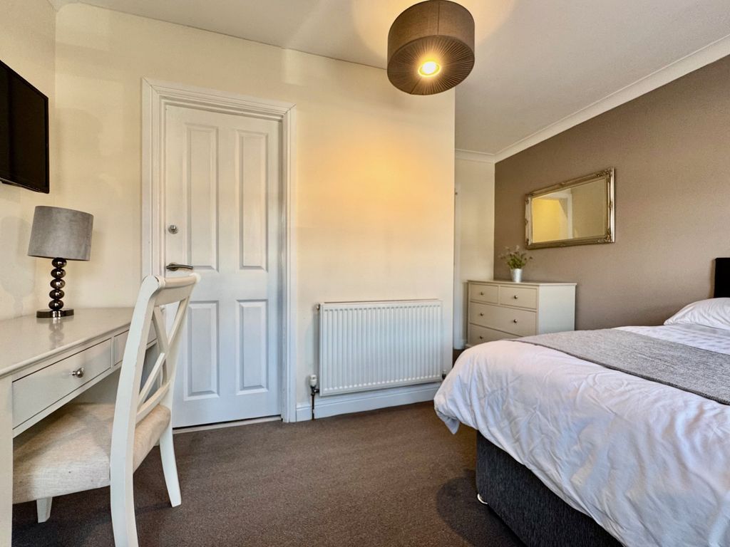 Property photo 3 of 15 Thumbnail_Img_1024