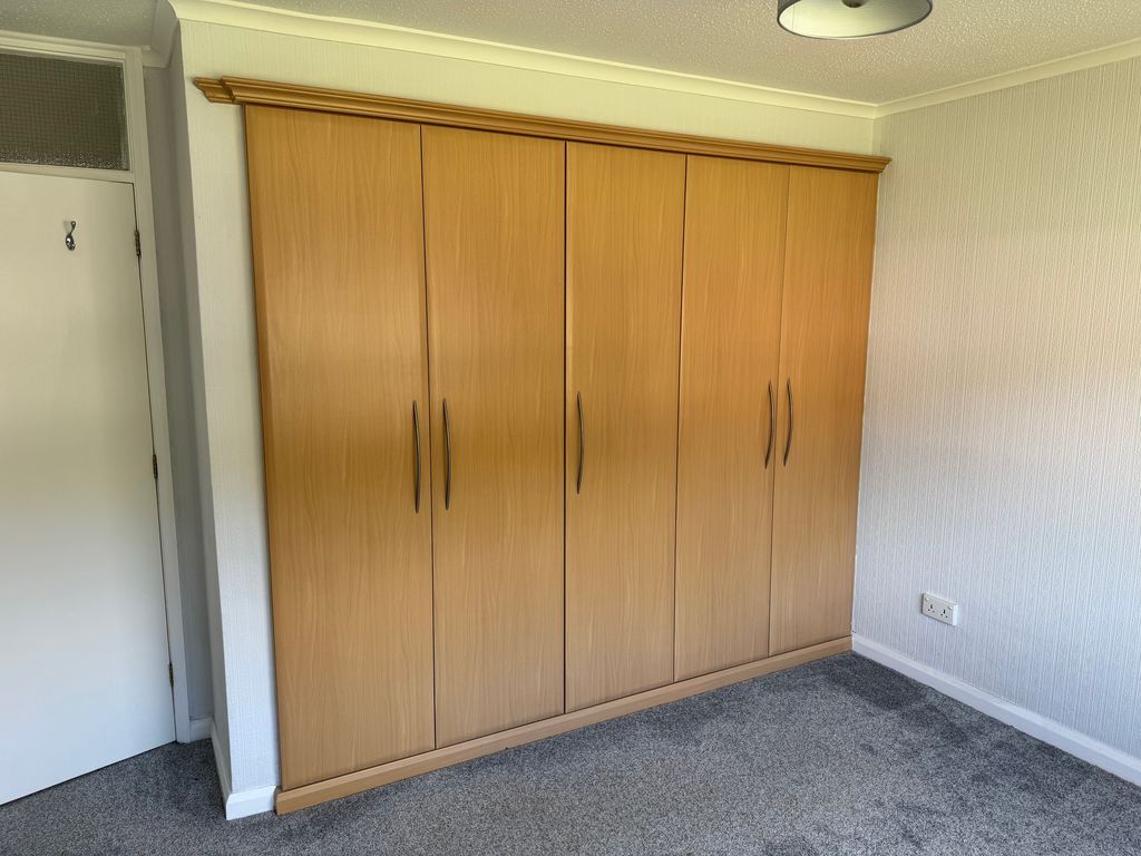 Additional image 10 of 2 bed flat for saleGloddaeth Avenue, Llandudno LL30