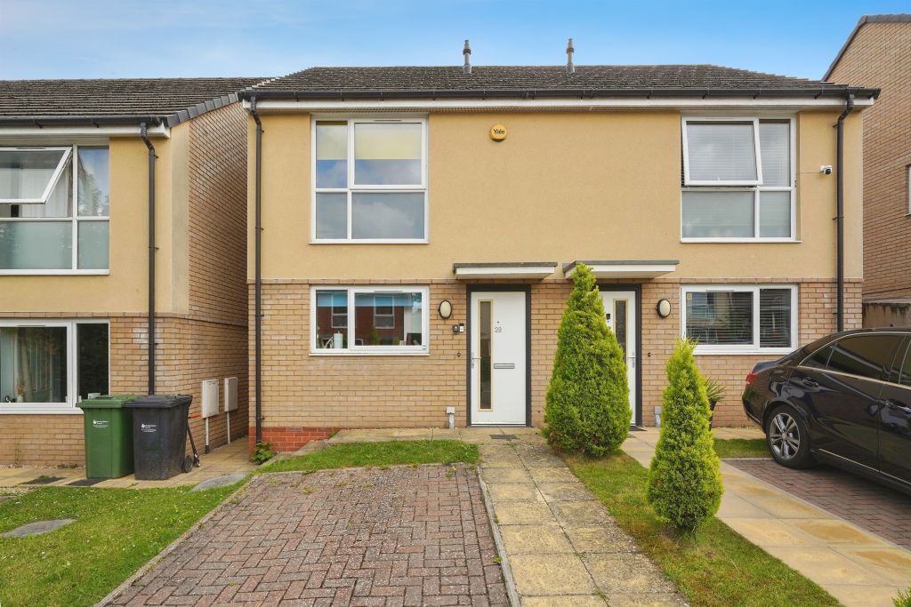 Property photo 2 of 17