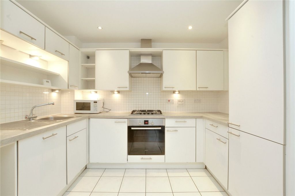 Property photo 3 of 19 Picture No. 09